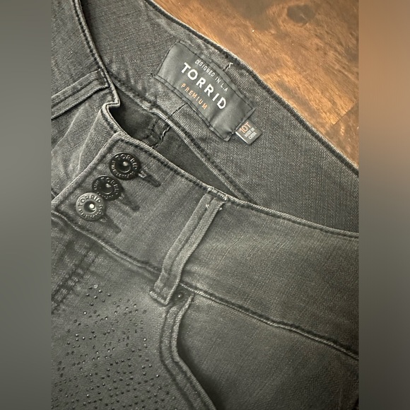 Torrid Sparkle Skinny Jeans - Picture 4 of 7